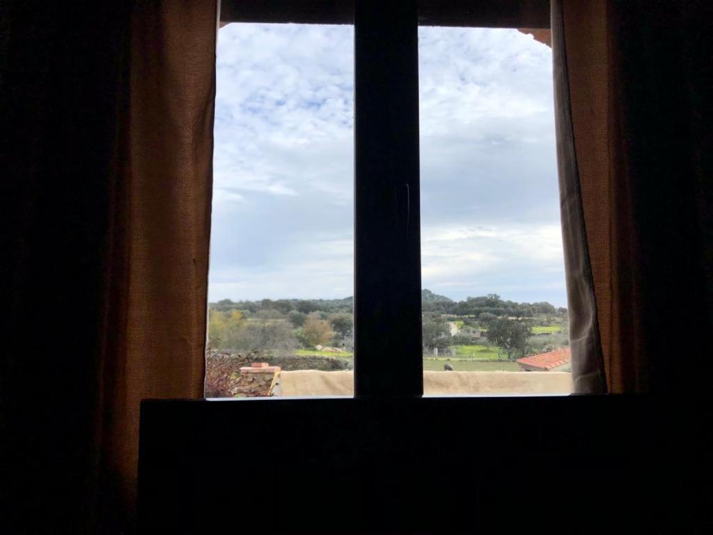 Plasenzuela Casa - Apartamento Rural La Tahona Del Abuelo المظهر الخارجي الصورة