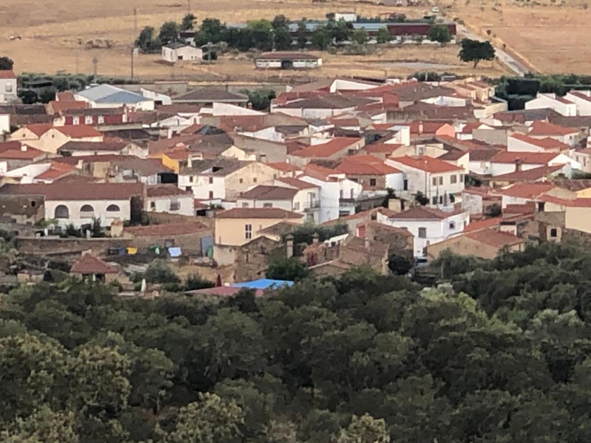 Plasenzuela Casa - Apartamento Rural La Tahona Del Abuelo المظهر الخارجي الصورة